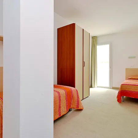 Fiore-10 By Interhome *